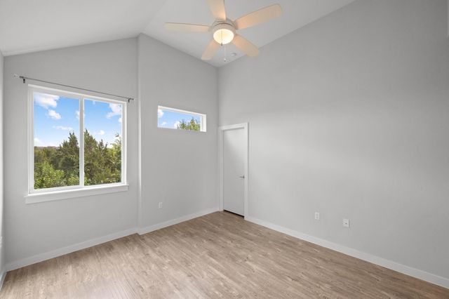 801 N Bluff DR 17, Austin, TX 78745