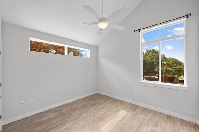 801 N Bluff DR 17, Austin, TX 78745