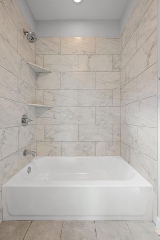 801 N Bluff DR 17, Austin, TX 78745