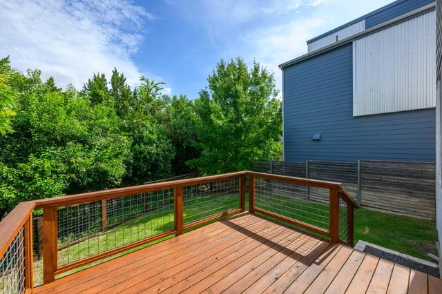 801 N Bluff DR 17, Austin, TX 78745