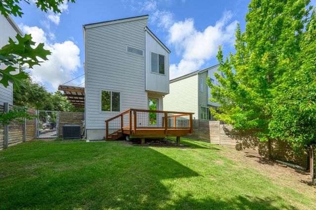 801 N Bluff DR 17, Austin, TX 78745