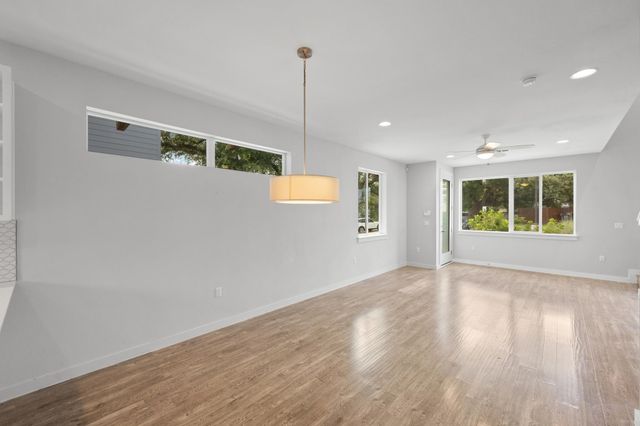 801 N Bluff DR 17, Austin, TX 78745