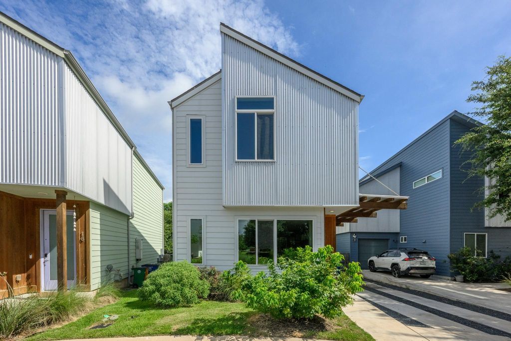 801 N Bluff DR 17, Austin, TX 78745
