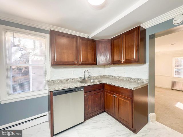 1106 45TH PL SE, Washington, DC 20019