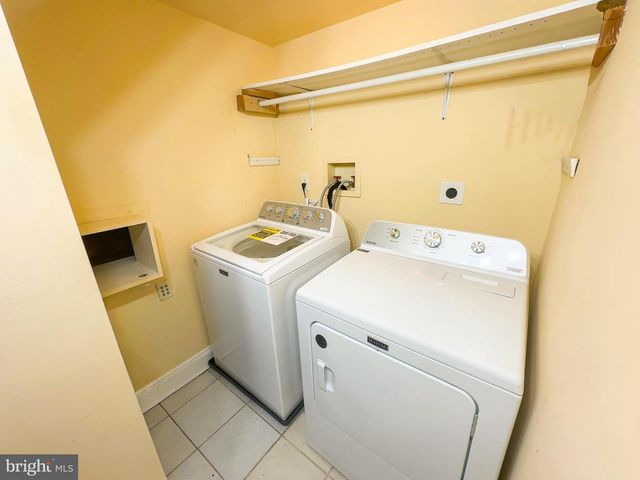 1106 45TH PL SE, Washington, DC 20019