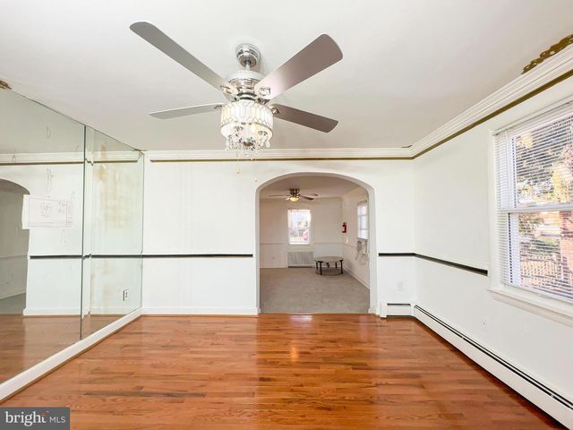 1106 45TH PL SE, Washington, DC 20019