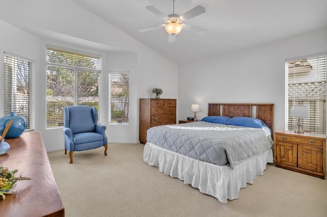 309 S Sugar Loaf Ct, Roseville, CA 95747