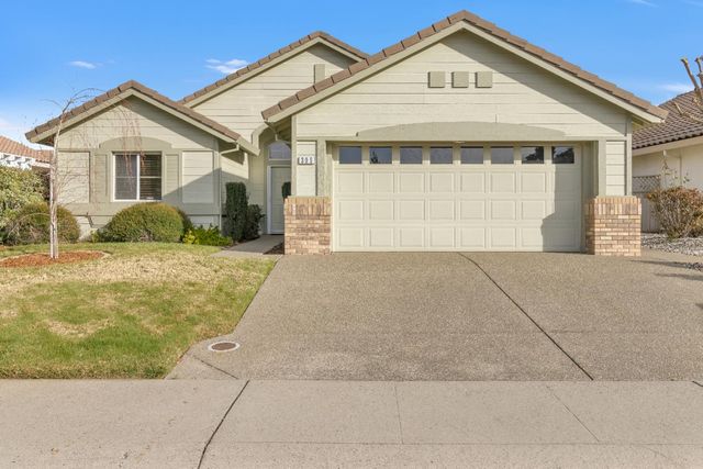 309 S Sugar Loaf Ct, Roseville, CA 95747