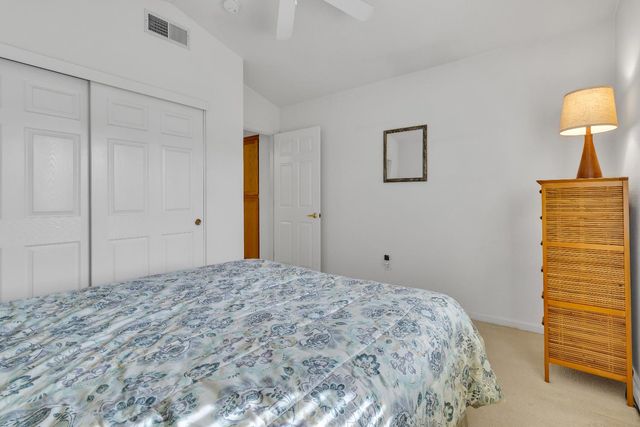 309 S Sugar Loaf Ct, Roseville, CA 95747