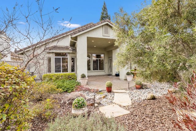 309 S Sugar Loaf Ct, Roseville, CA 95747