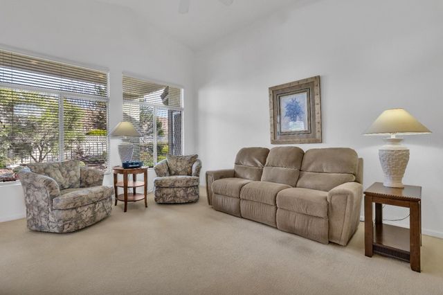 309 S Sugar Loaf Ct, Roseville, CA 95747