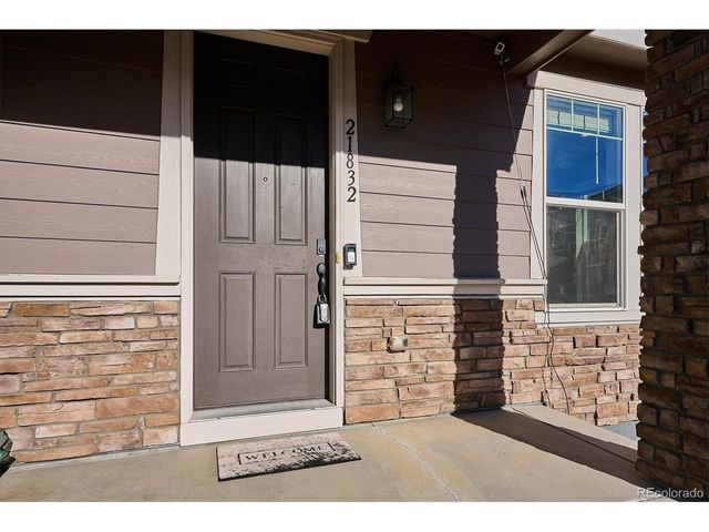 21832 E Quincy Cir, Aurora, CO 80015