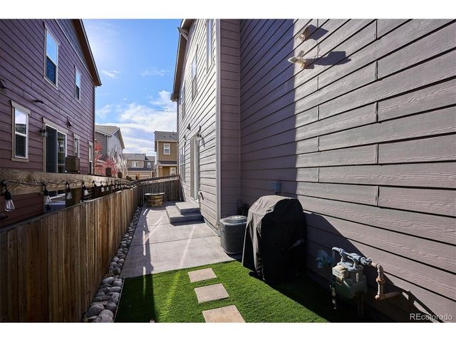 21832 E Quincy Cir, Aurora, CO 80015