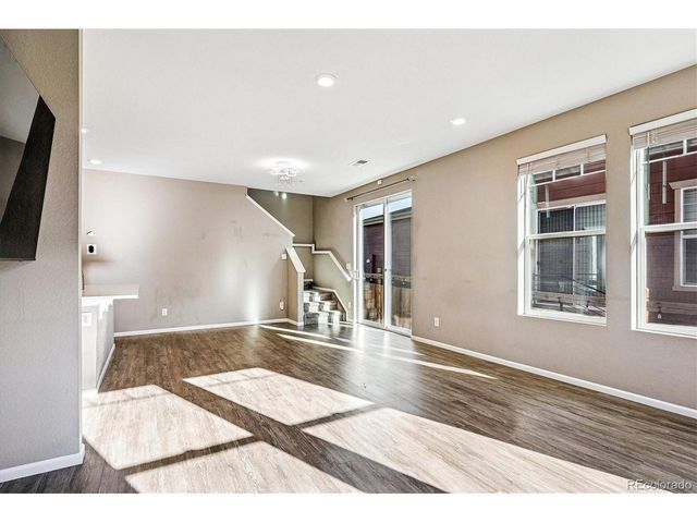 21832 E Quincy Cir, Aurora, CO 80015