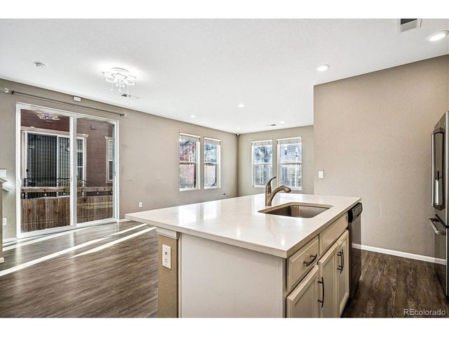 21832 E Quincy Cir, Aurora, CO 80015