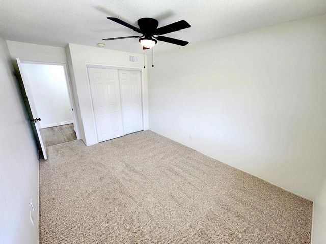 80 Lucas Ct, Thousand Oaks, CA 91320