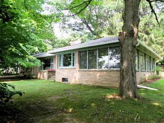890 White Lake Road, Pleasant Lake, MI 49272