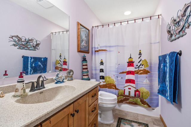 8707 Preserve Boulevard N, Chisago City, MN 55013
