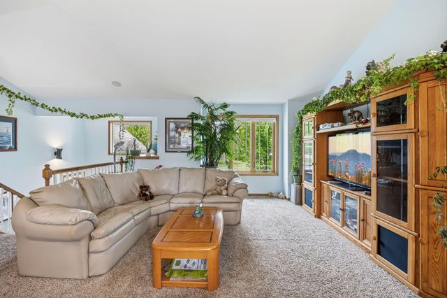 8707 Preserve Boulevard N, Chisago City, MN 55013