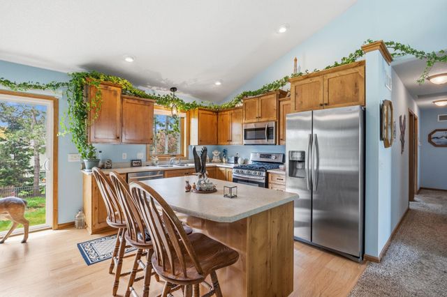 8707 Preserve Boulevard N, Chisago City, MN 55013