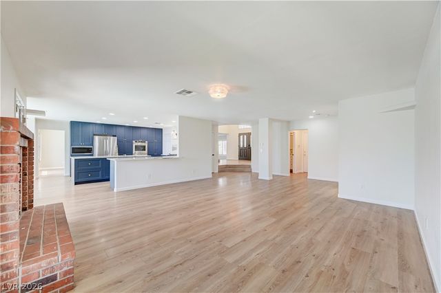 9131 Ivory Beach Drive, Las Vegas, NV 89147