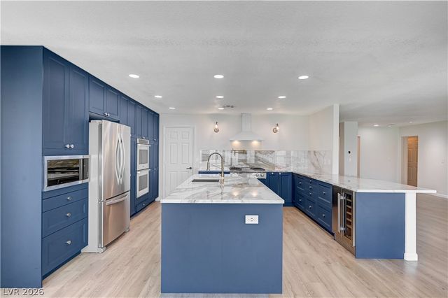 9131 Ivory Beach Drive, Las Vegas, NV 89147