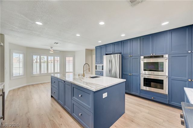 9131 Ivory Beach Drive, Las Vegas, NV 89147