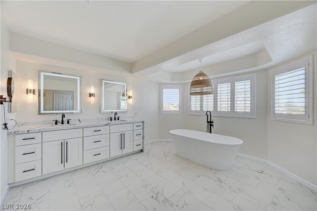 9131 Ivory Beach Drive, Las Vegas, NV 89147