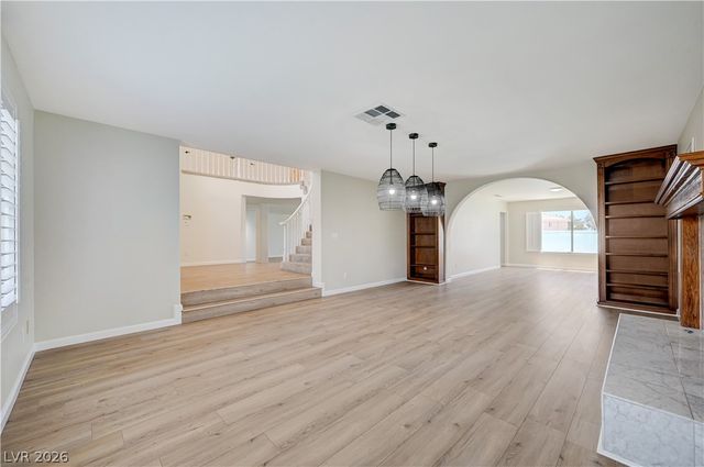 9131 Ivory Beach Drive, Las Vegas, NV 89147