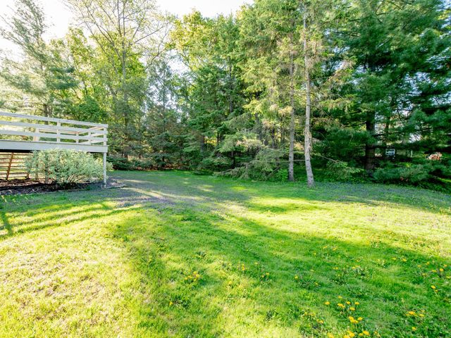 688 W Wentworth Avenue, Mendota Heights, MN 55118