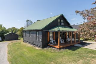 40 Charlotte Heights, Williamstown, KY 41097