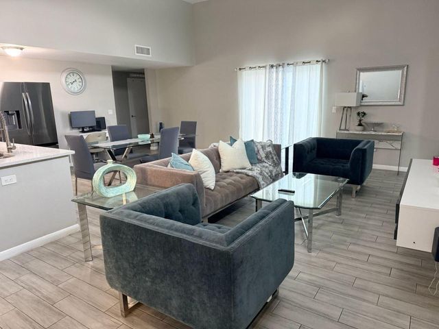 2321 NW 3rd Street 2321, Pompano Beach, FL 33069