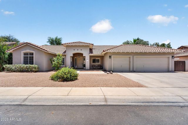 902 N OXFORD Lane, Chandler, AZ 85225
