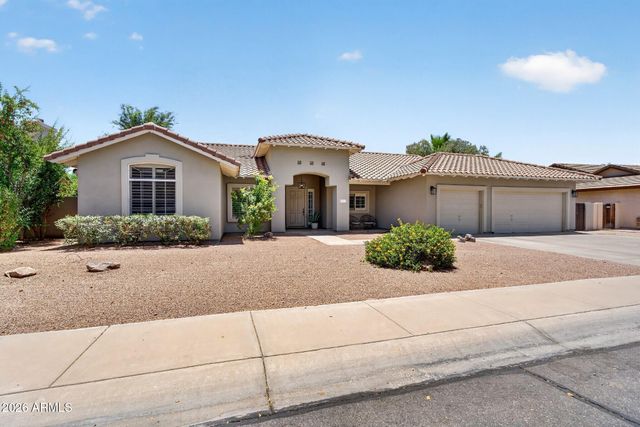 902 N OXFORD Lane, Chandler, AZ 85225