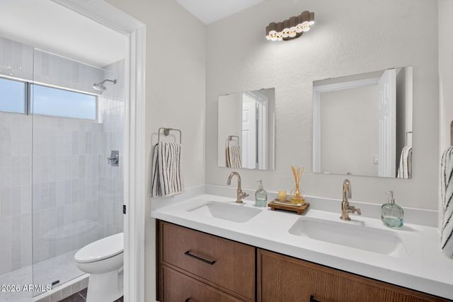 902 N OXFORD Lane, Chandler, AZ 85225