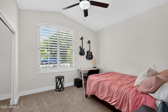 902 N OXFORD Lane, Chandler, AZ 85225