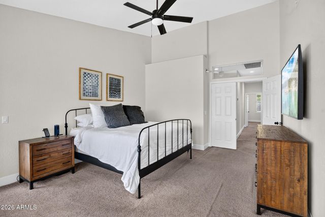 902 N OXFORD Lane, Chandler, AZ 85225