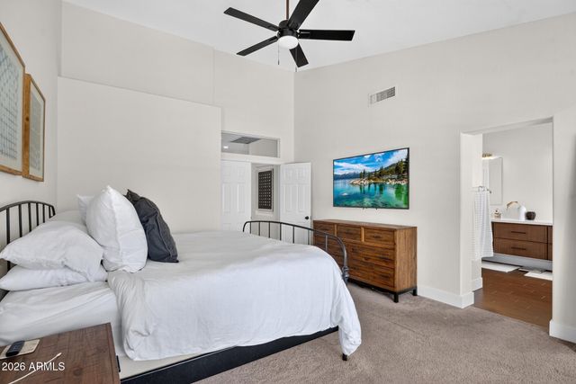 902 N OXFORD Lane, Chandler, AZ 85225