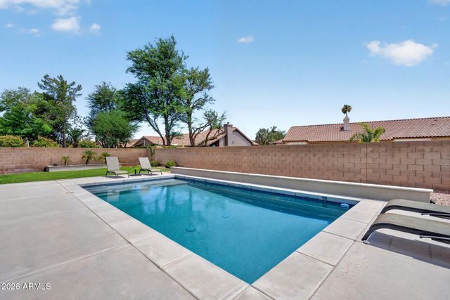 902 N OXFORD Lane, Chandler, AZ 85225