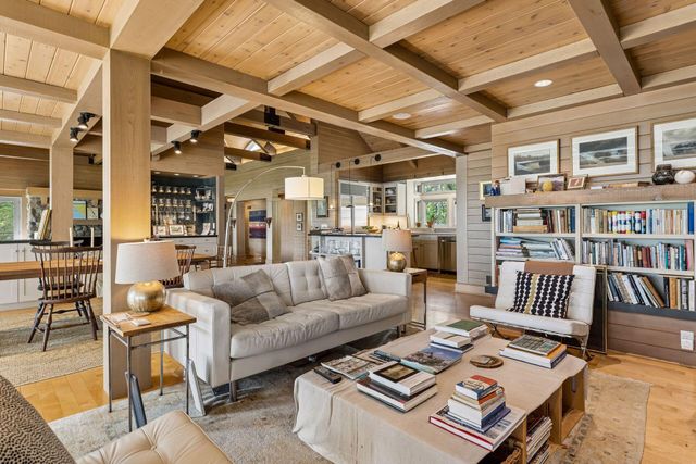2465 French Lake Road, Wayzata, MN 55391