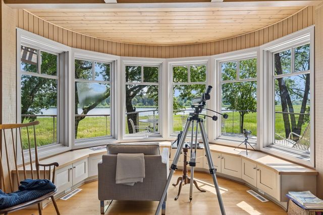 2465 French Lake Road, Wayzata, MN 55391