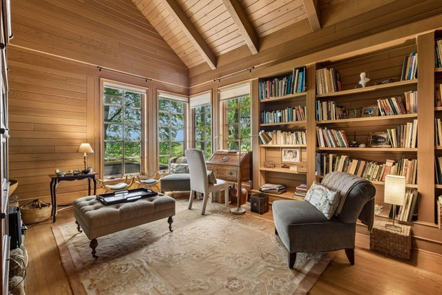 2465 French Lake Road, Wayzata, MN 55391