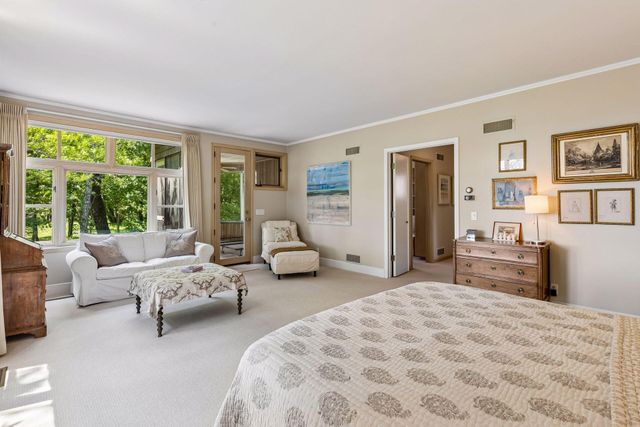2465 French Lake Road, Wayzata, MN 55391
