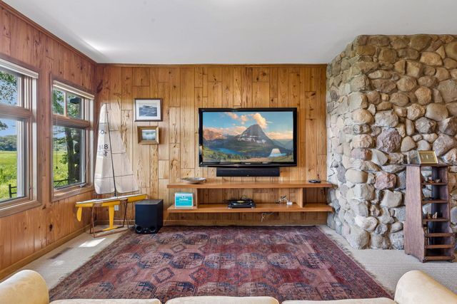 2465 French Lake Road, Wayzata, MN 55391