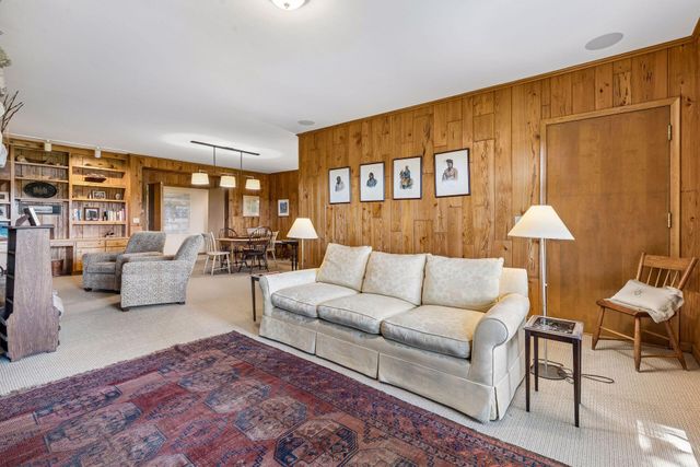 2465 French Lake Road, Wayzata, MN 55391