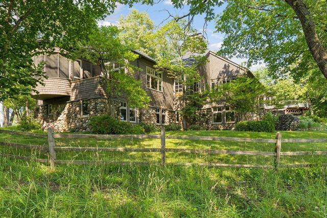 2465 French Lake Road, Wayzata, MN 55391