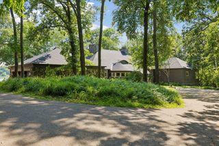 2465 French Lake Road, Wayzata, MN 55391