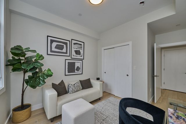 471 Somerville Ave 4, Somerville, MA 02143