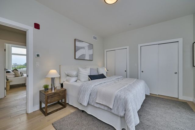 471 Somerville Ave 4, Somerville, MA 02143