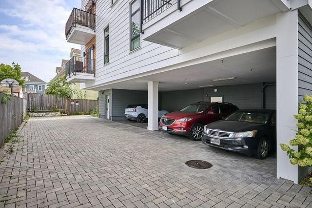 471 Somerville Ave 4, Somerville, MA 02143